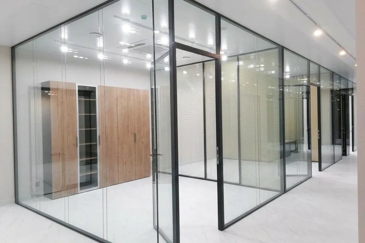 Алюминиевые перегородки Twin — минималистичный профиль 40 мм