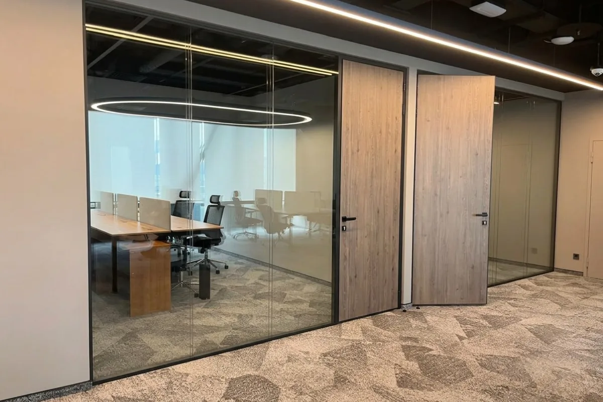 Алюминиевые перегородки Twin — открытый офис
